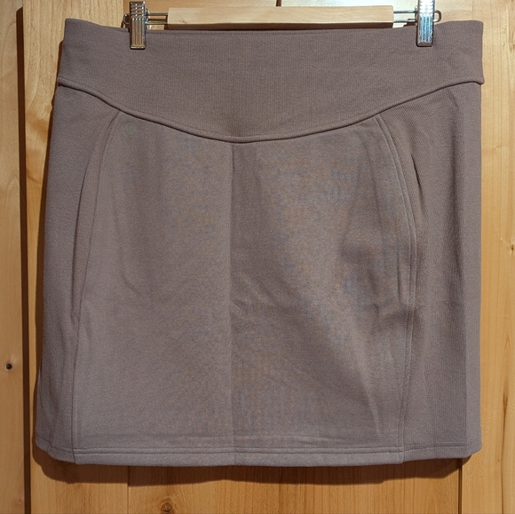 Lululemon NEW Scuba High-Rise Mini Skirt Taupetastic Sz XL - Picture 3 of 11